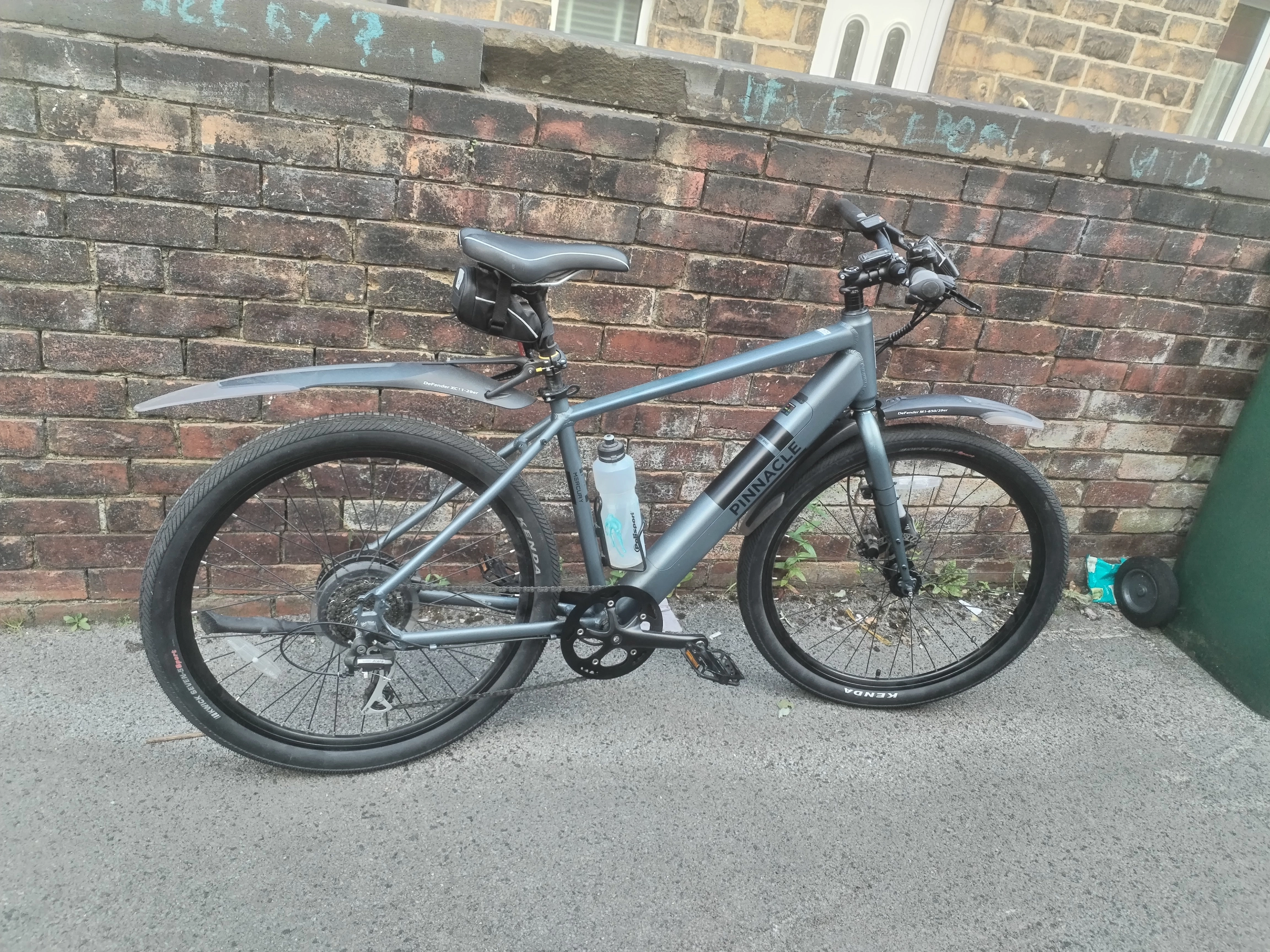  Mercury Pinnacle A650B 2001