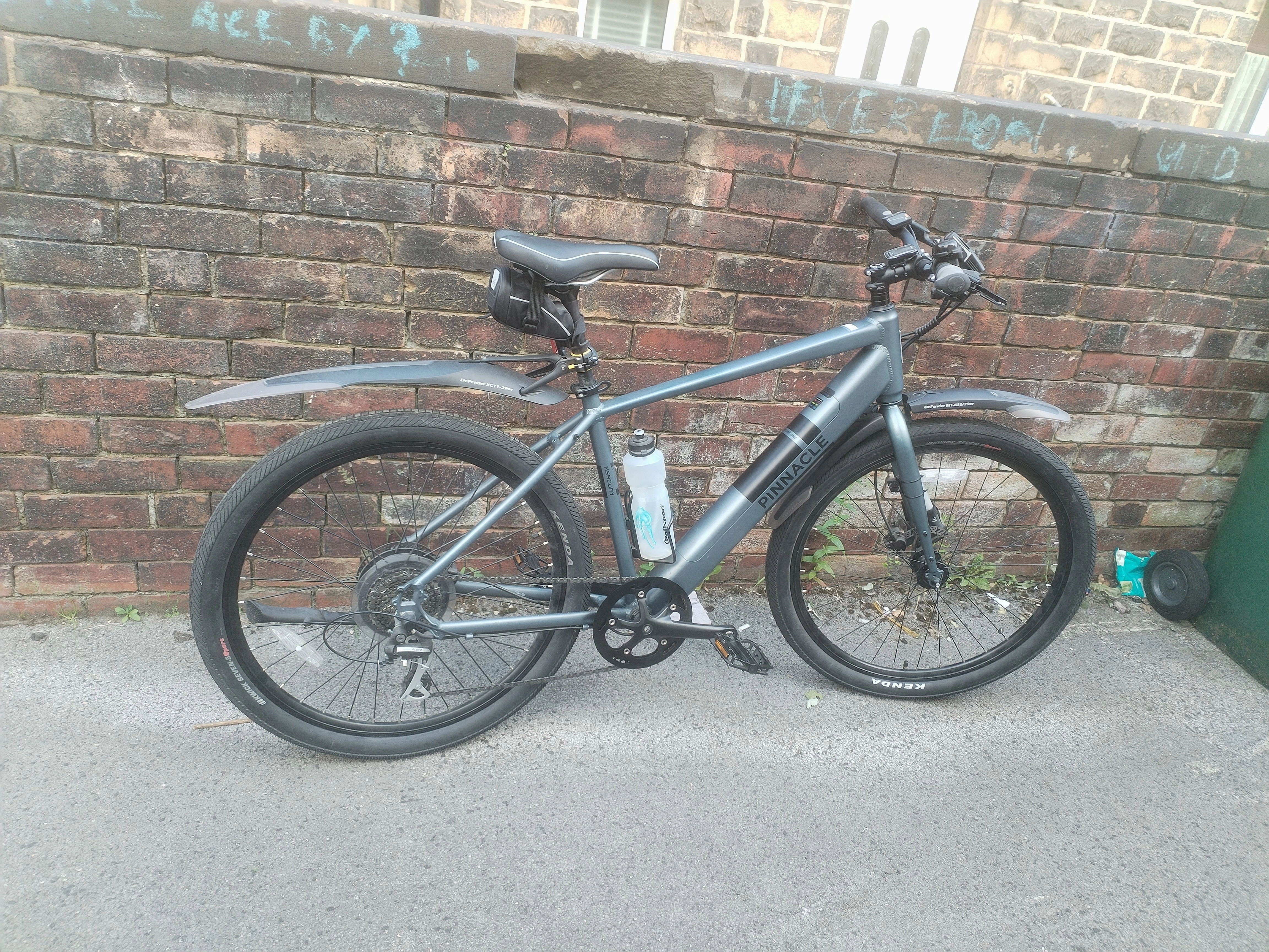  Mercury Pinnacle A650B 2001
