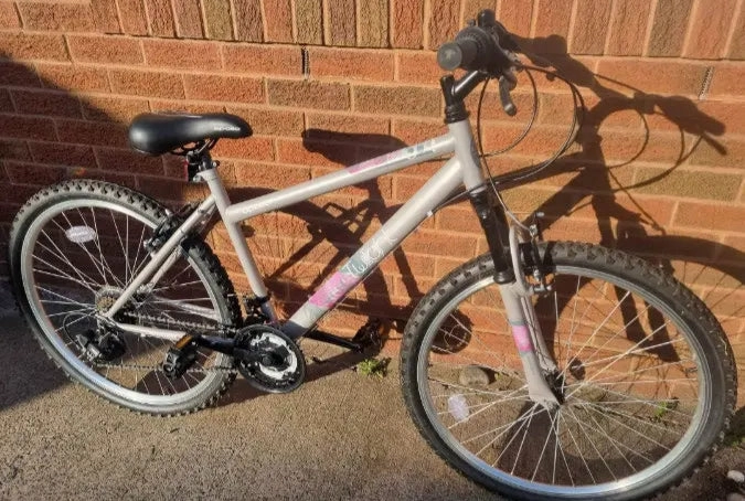 Apollo Twilight Womens Mountain Bike 2023