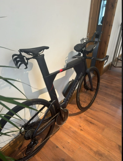 Argon 18 E-119 Tri  Disc SRAM Force AXS 2024