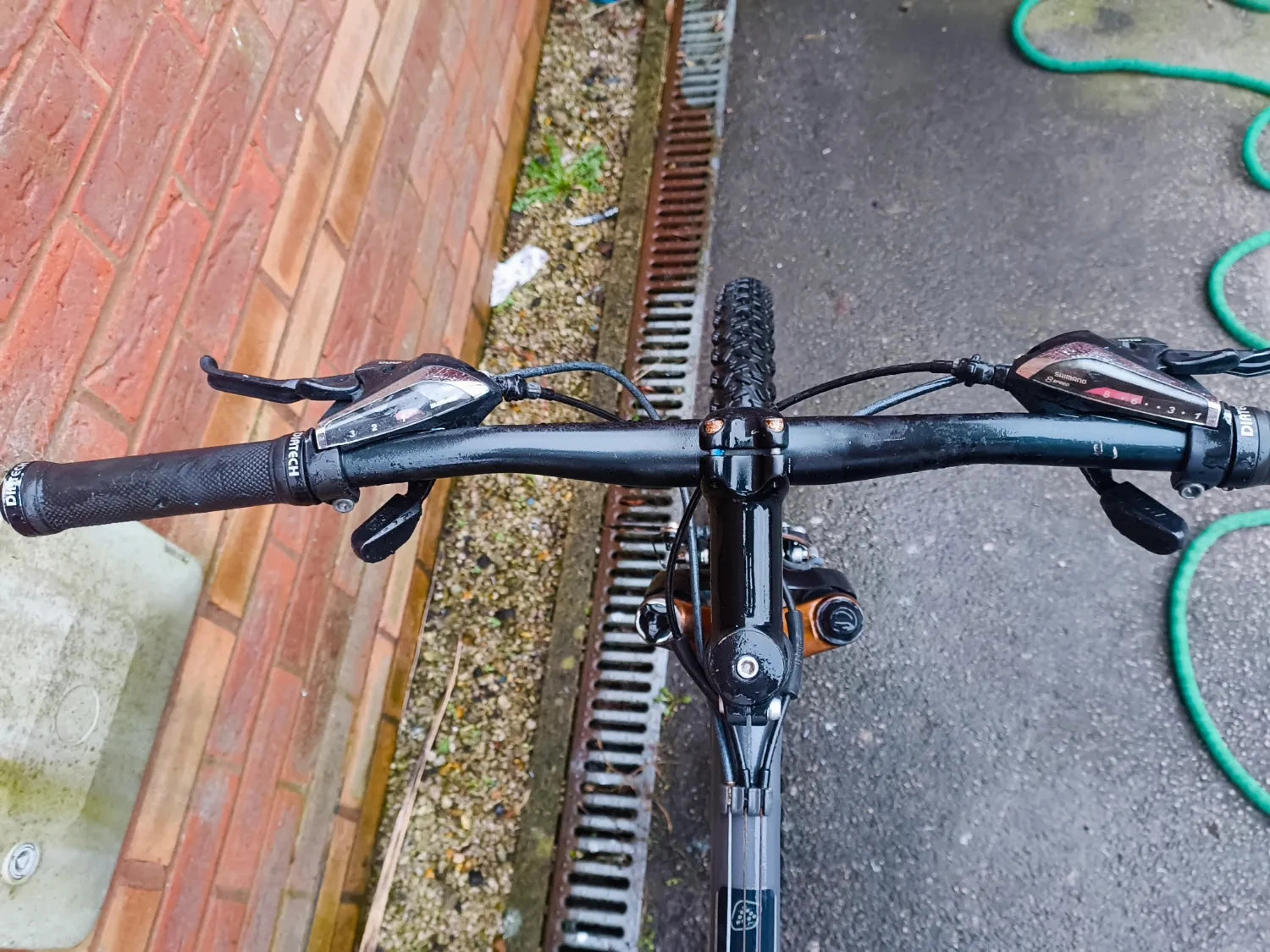 B'TWIN Rockrider 520 (26" Wheels, Medium Frame) 2008