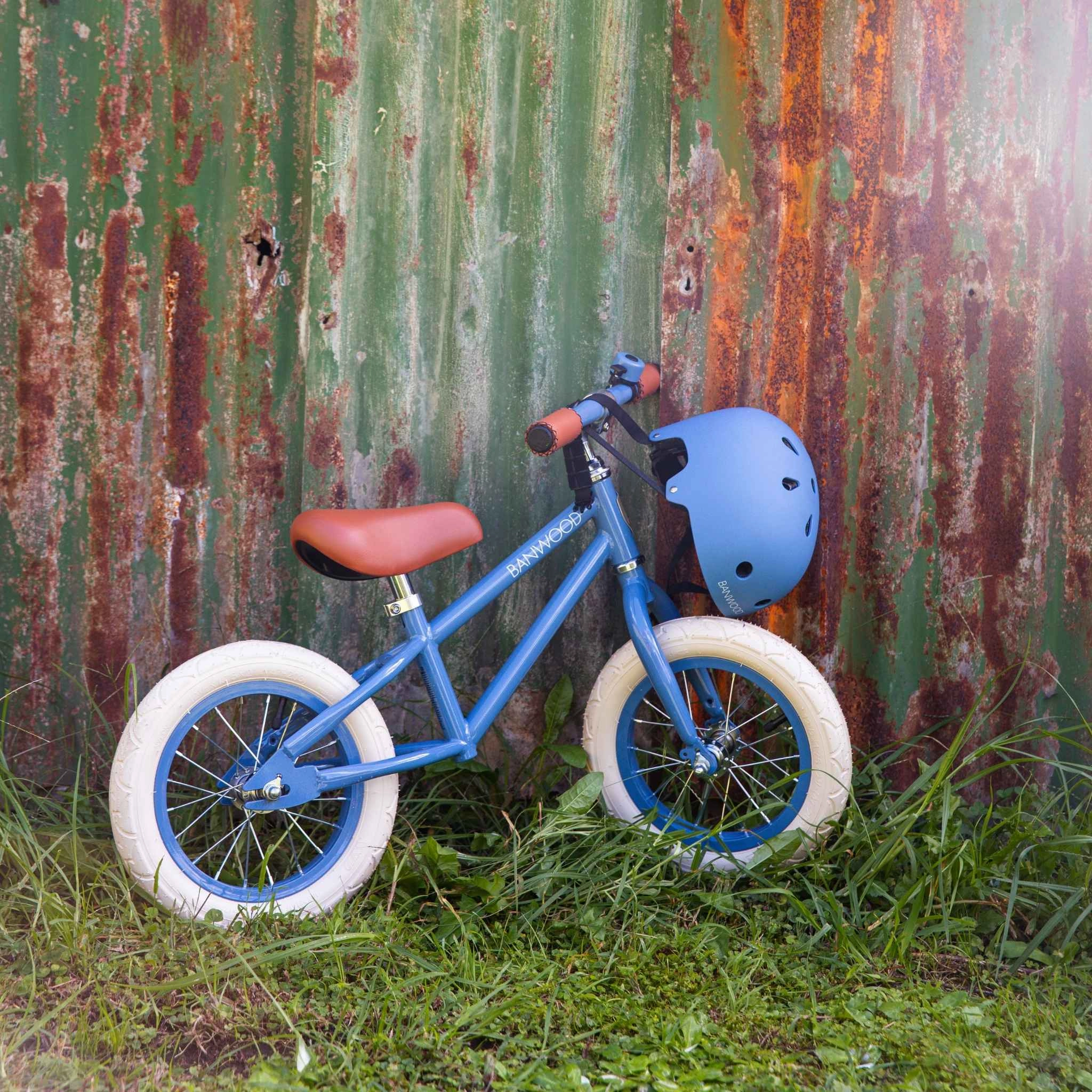 Banwood First Go Balance Bike - Blue