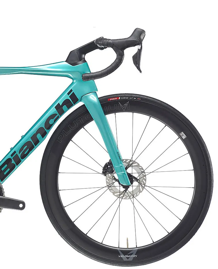 Bianchi Oltre Comp Ultegra Di2 Carbon Road Bike 2025 - Celeste