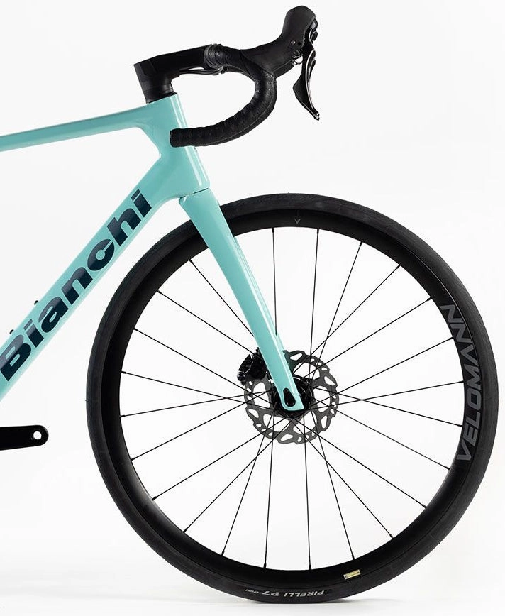 Bianchi Infinito Ultegra Di2 Carbon Road Bike 2025 - Celeste