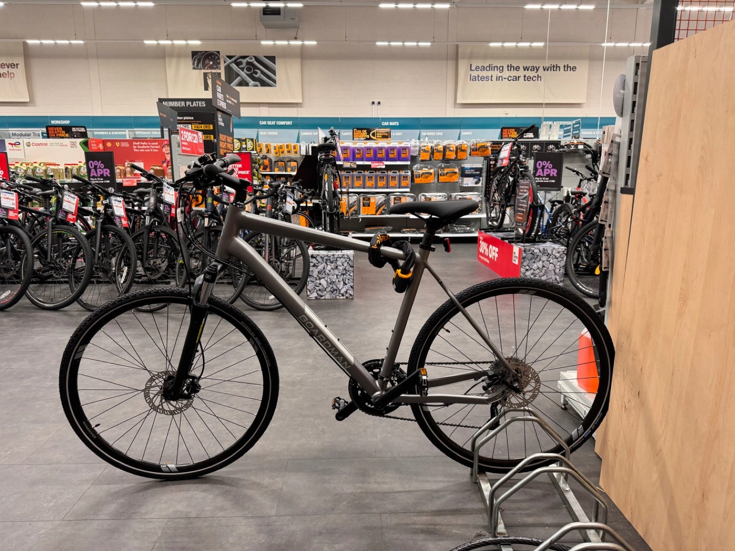 Boardman HYB 8.6 Silver 2021