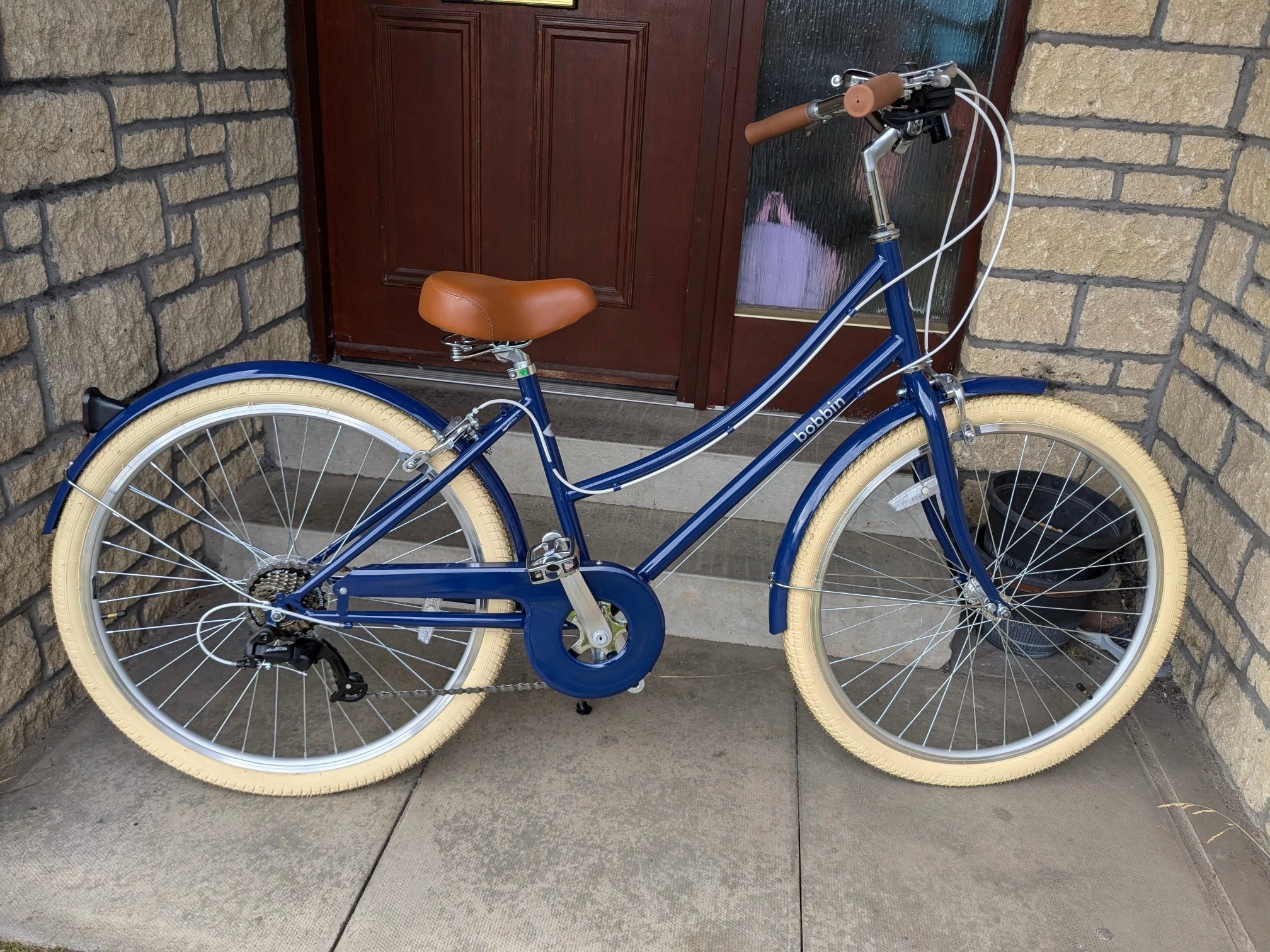 Bobbin Gingersnap 2023