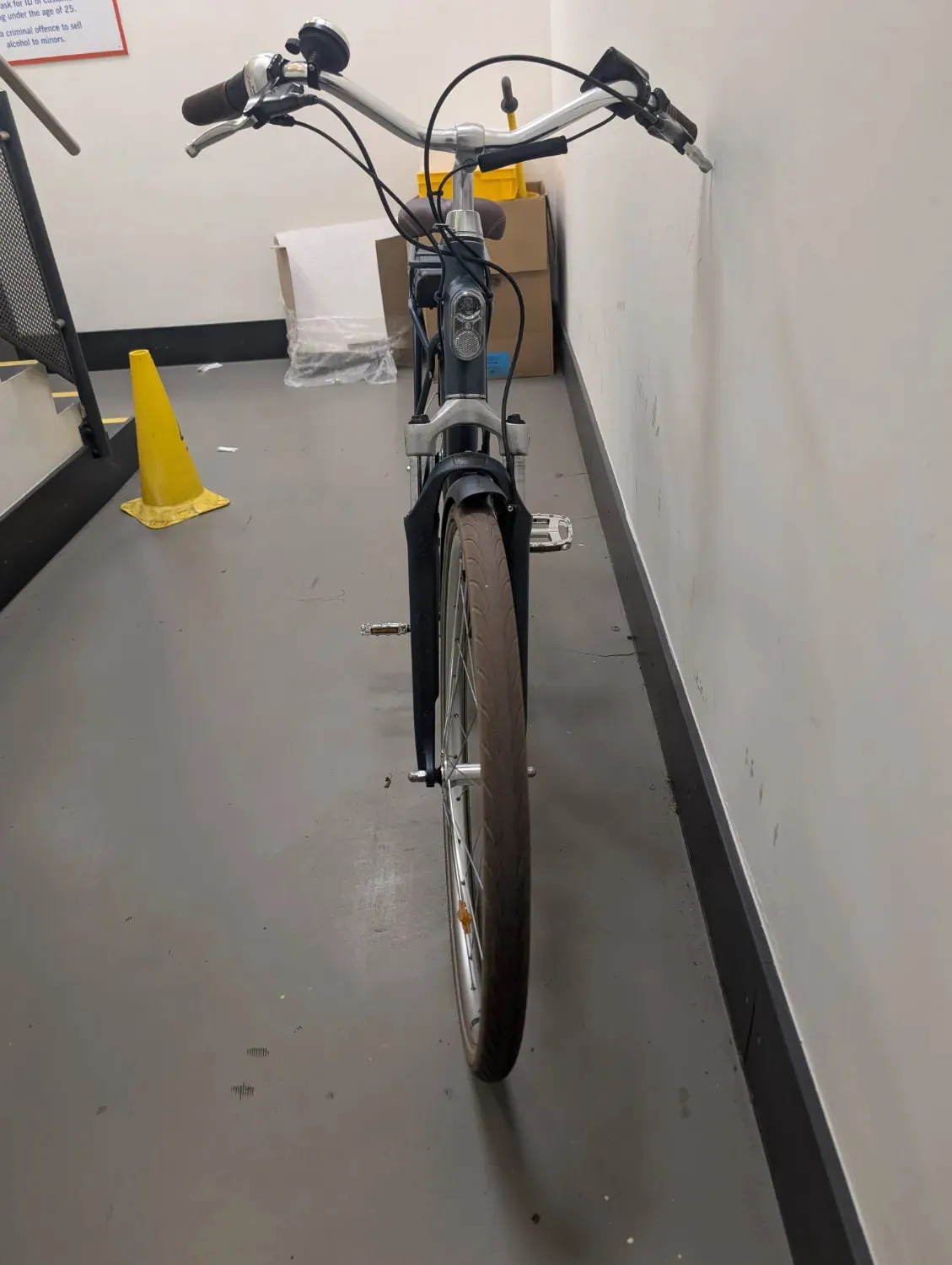 B'TWIN Smart electric city bike 920 E connect HF 2025