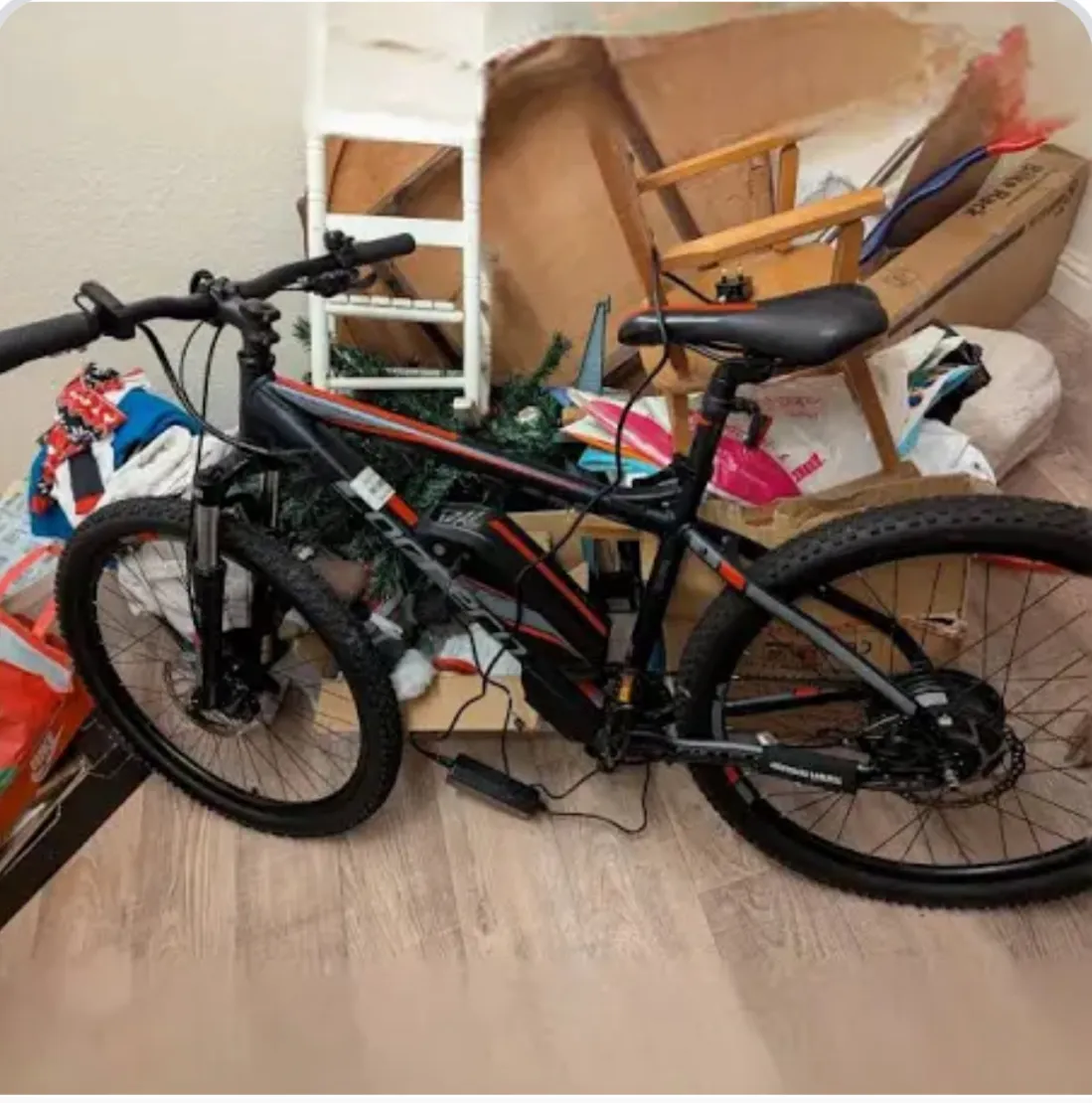 Carrera Vengeance E Mens Electric Mountain Bike Microshift 2.1 2023