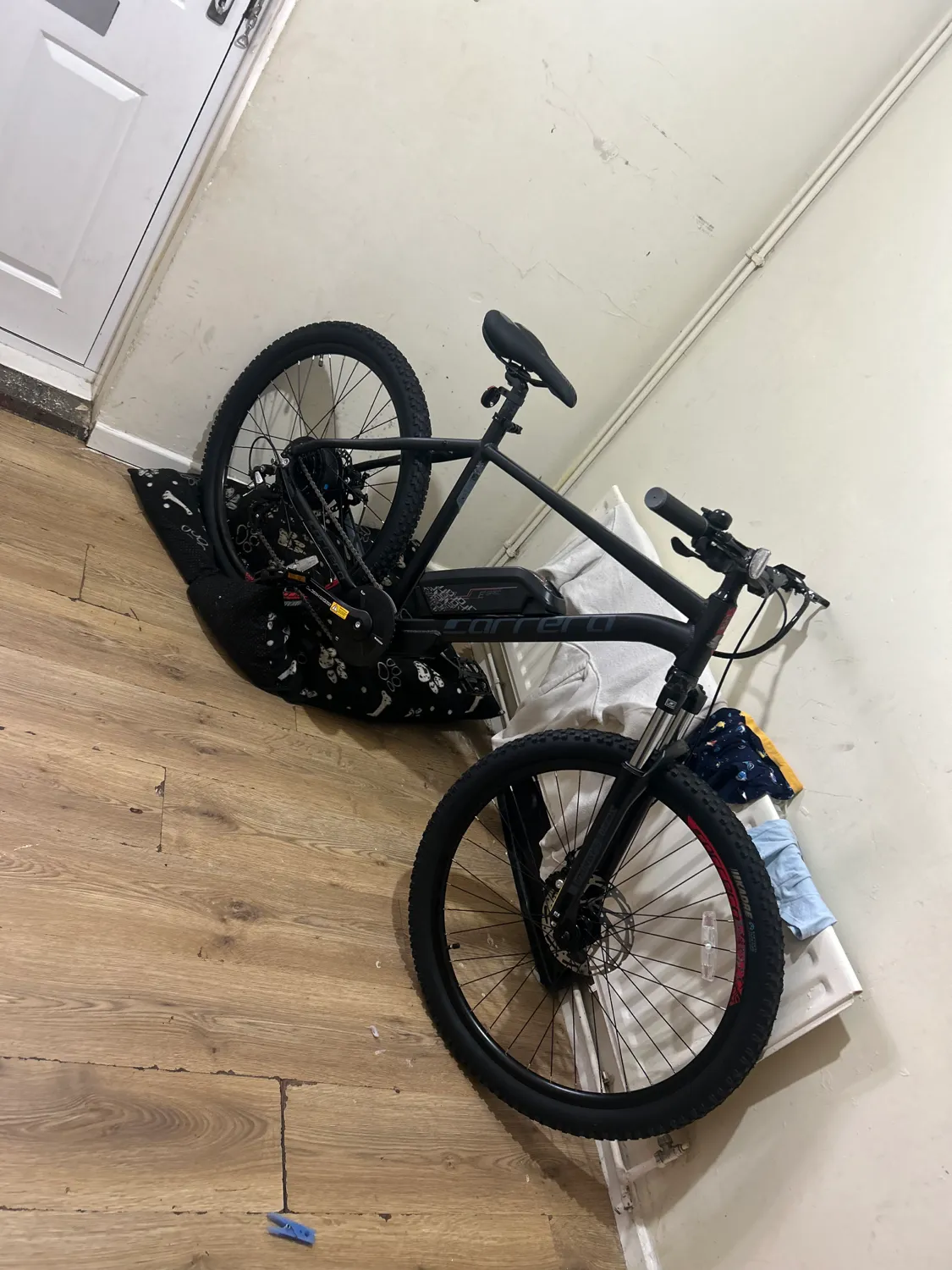 Carrera Vengeance E Mens Electric Mountain Bike Shimano 2.1 2023