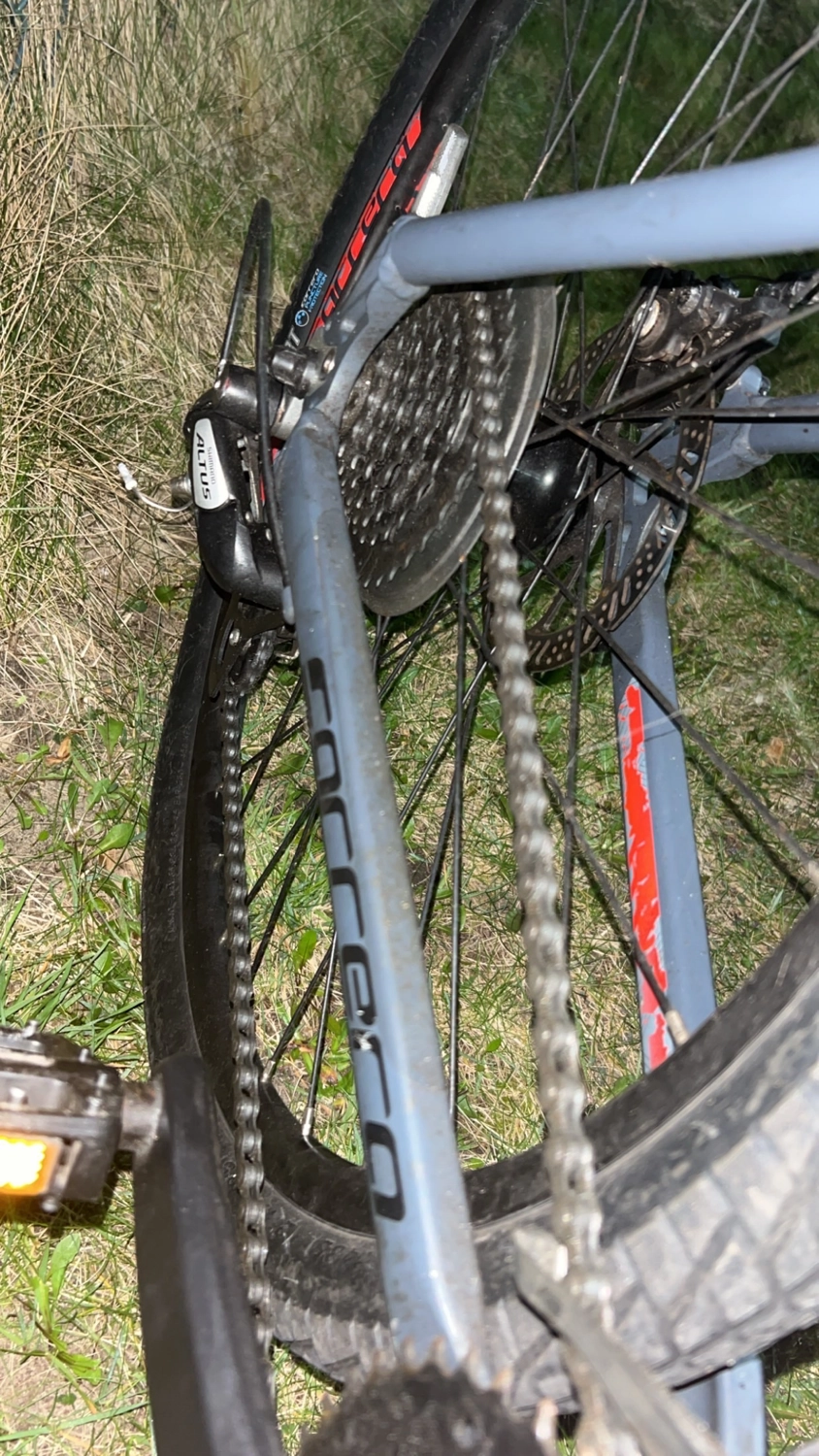 Carrera Axle Mens Hybrid Bike 2021