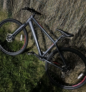 Carrera Axle Mens Hybrid Bike 2021