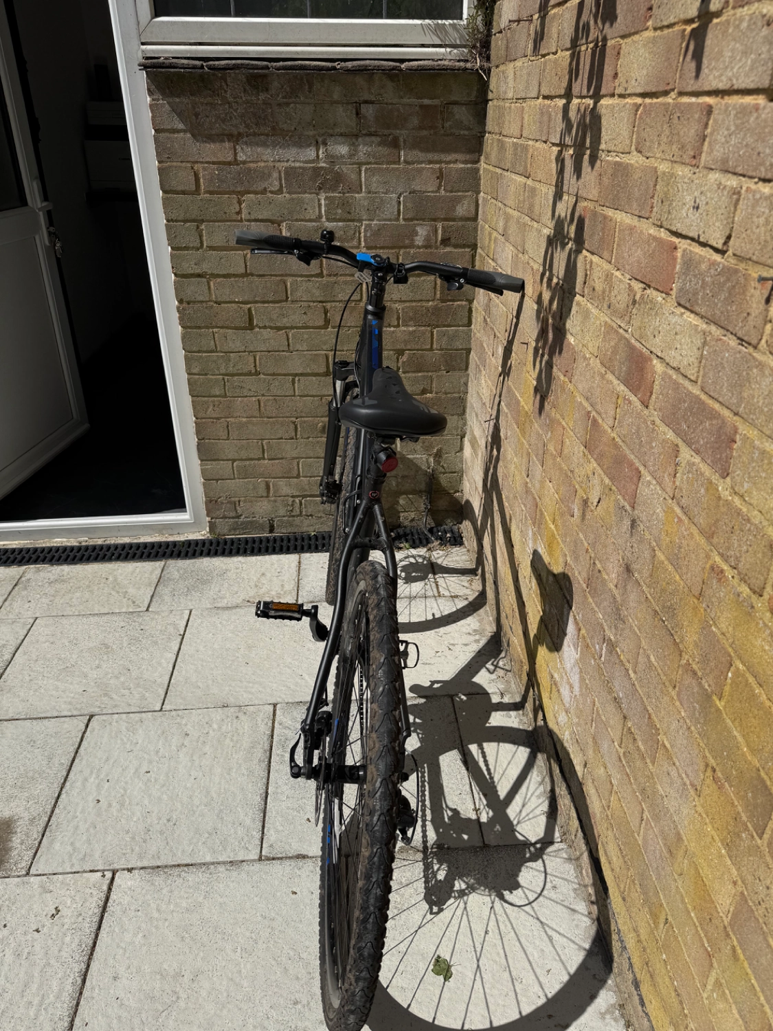 Carrera Crossfire 2 Mens Hybrid Bike 2021