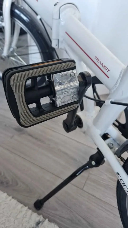 Carrera Intercity Folding Bike 2023
