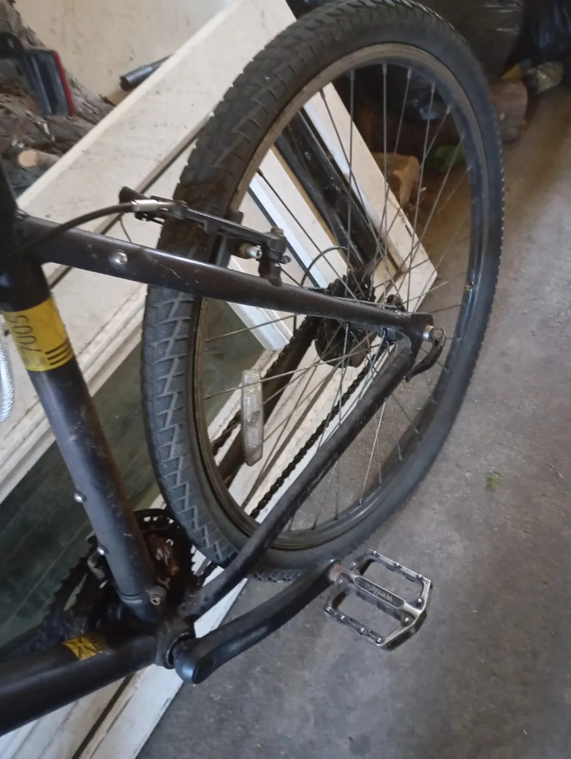 Carrera Parva Mens Hybrid Bike 2020