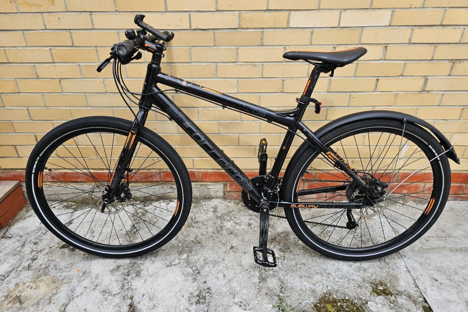 Carrera Subway All Weather Edition Mens Hybrid Bike 2022