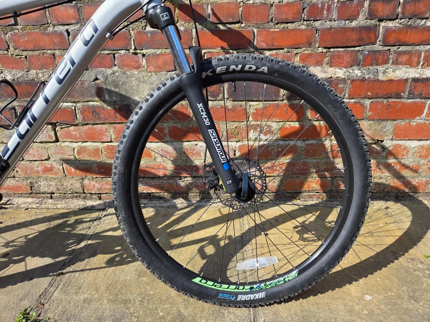 Carrera Valour Disc Mens Mountain Bike 2022