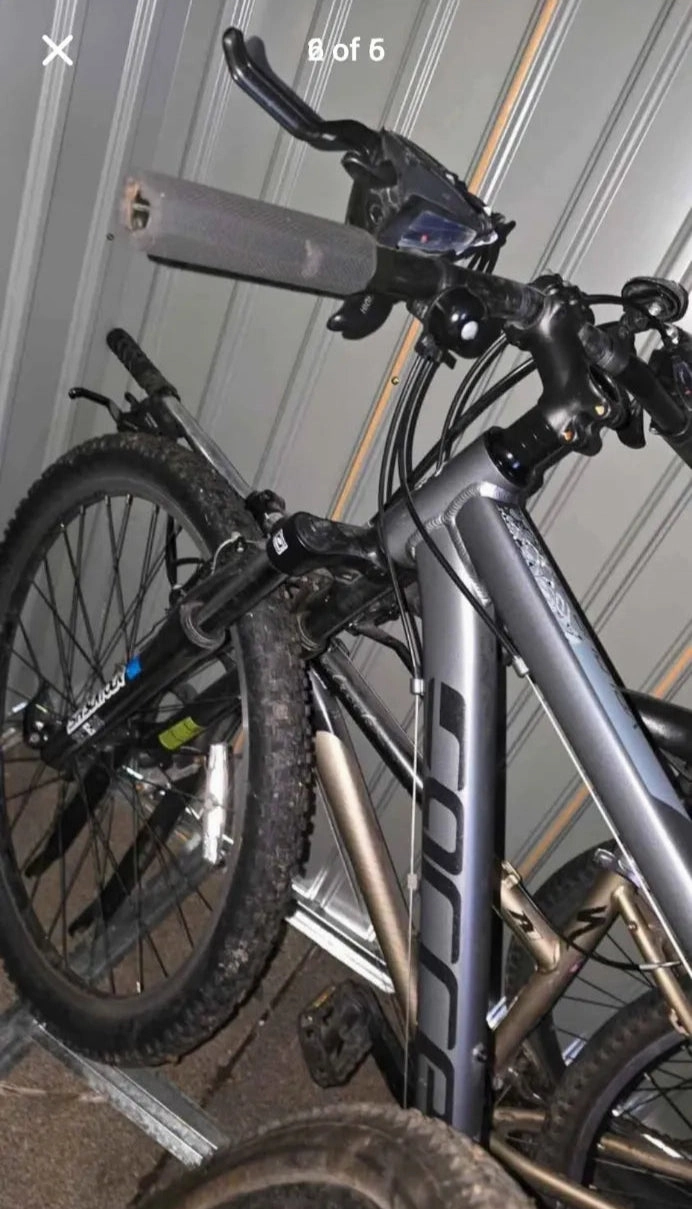 Carrera Valour Disc Mens Mountain Bike 2023