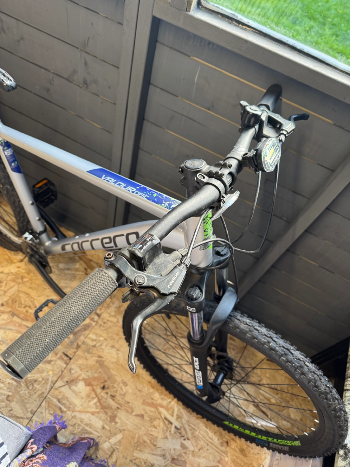 Carrera Valour Disc Mens Mountain Bike 2023