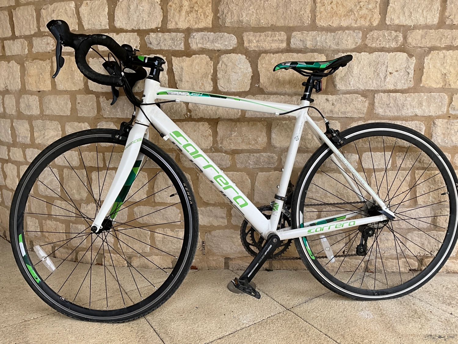 Carrera Vanquish Mens Road Bike 2020