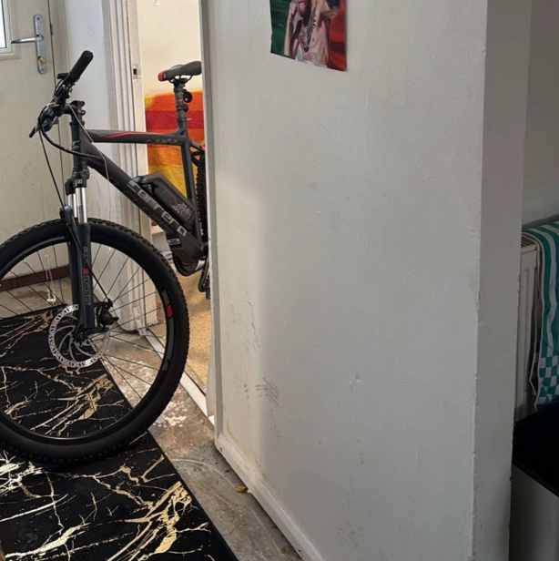 Carrera Vengeance E Mens Electric Mountain Bike 2.0 2023