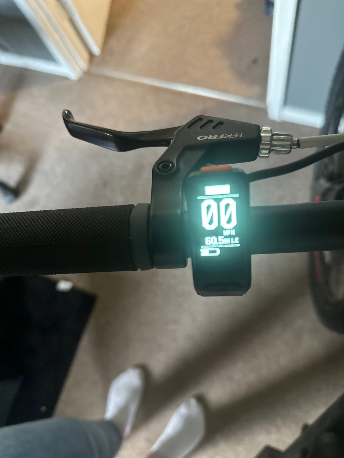 Carrera Vengeance E Mens Electric Mountain Bike 2.1 2023