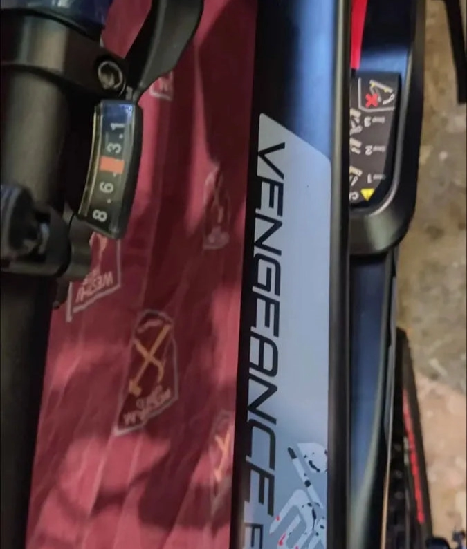 Carrera Vengeance E Mens Electric Mountain Bike Shimano 2.1 2023