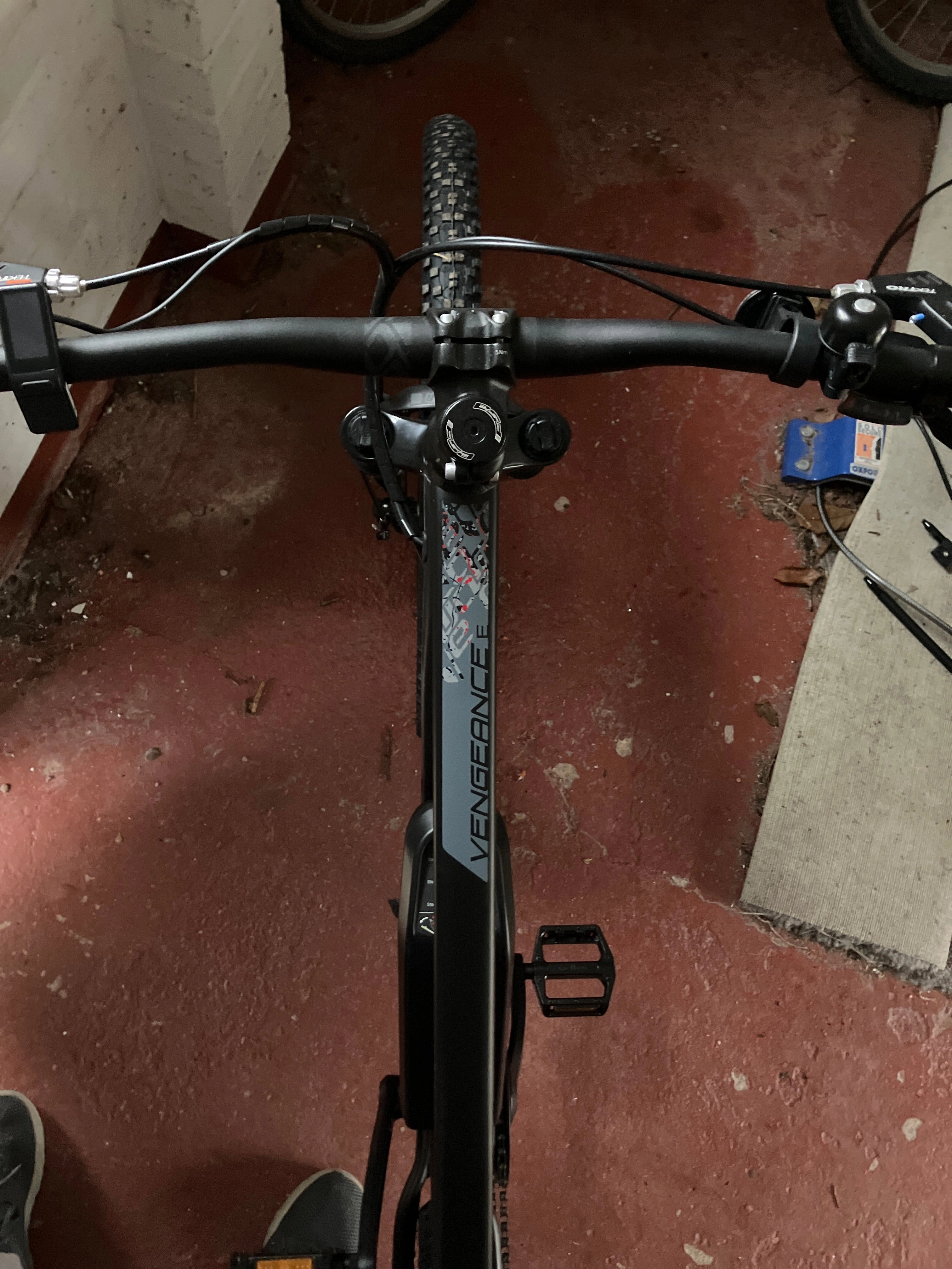 Carrera Vengeance E Mens Electric Mountain Bike Shimano 2.1 2023