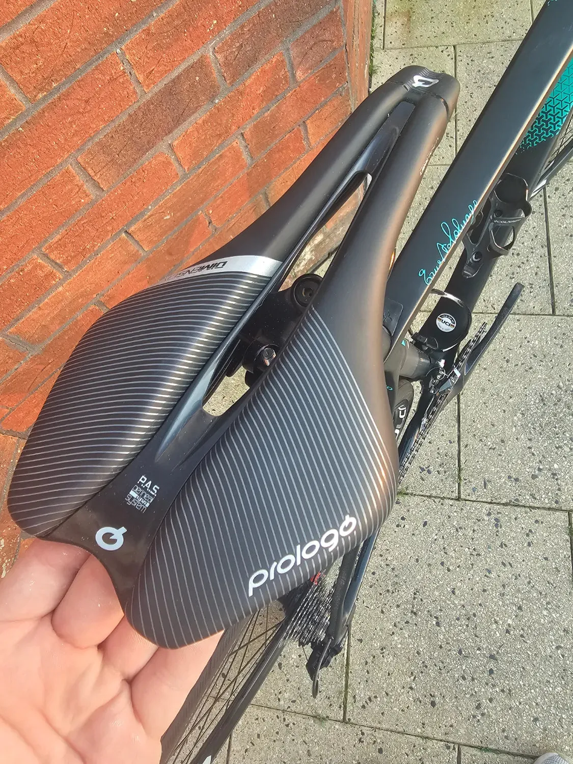 Colnago V3 Disc 105 Bike 2022