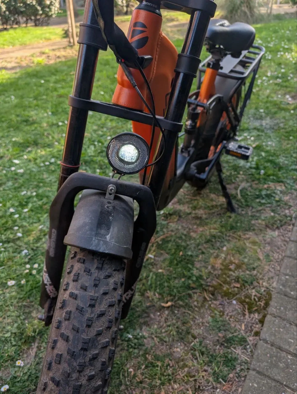 Cyrusher Kommoda 2020
