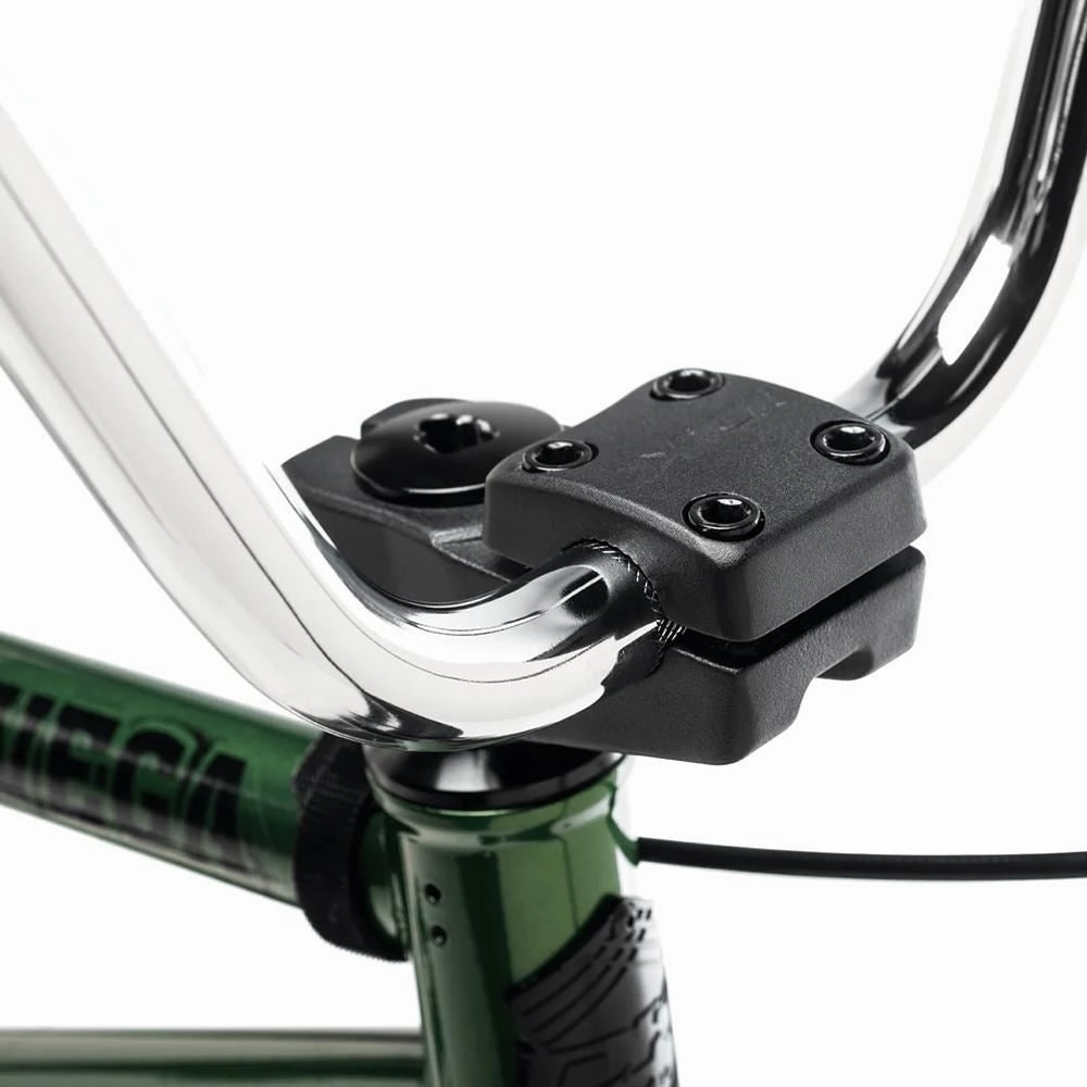 DK Vega 22" BMX Bike