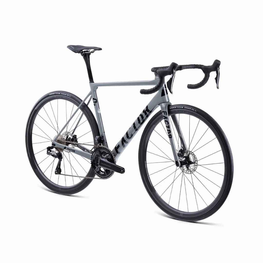 Factor O2 RED AXS w/Power Meter