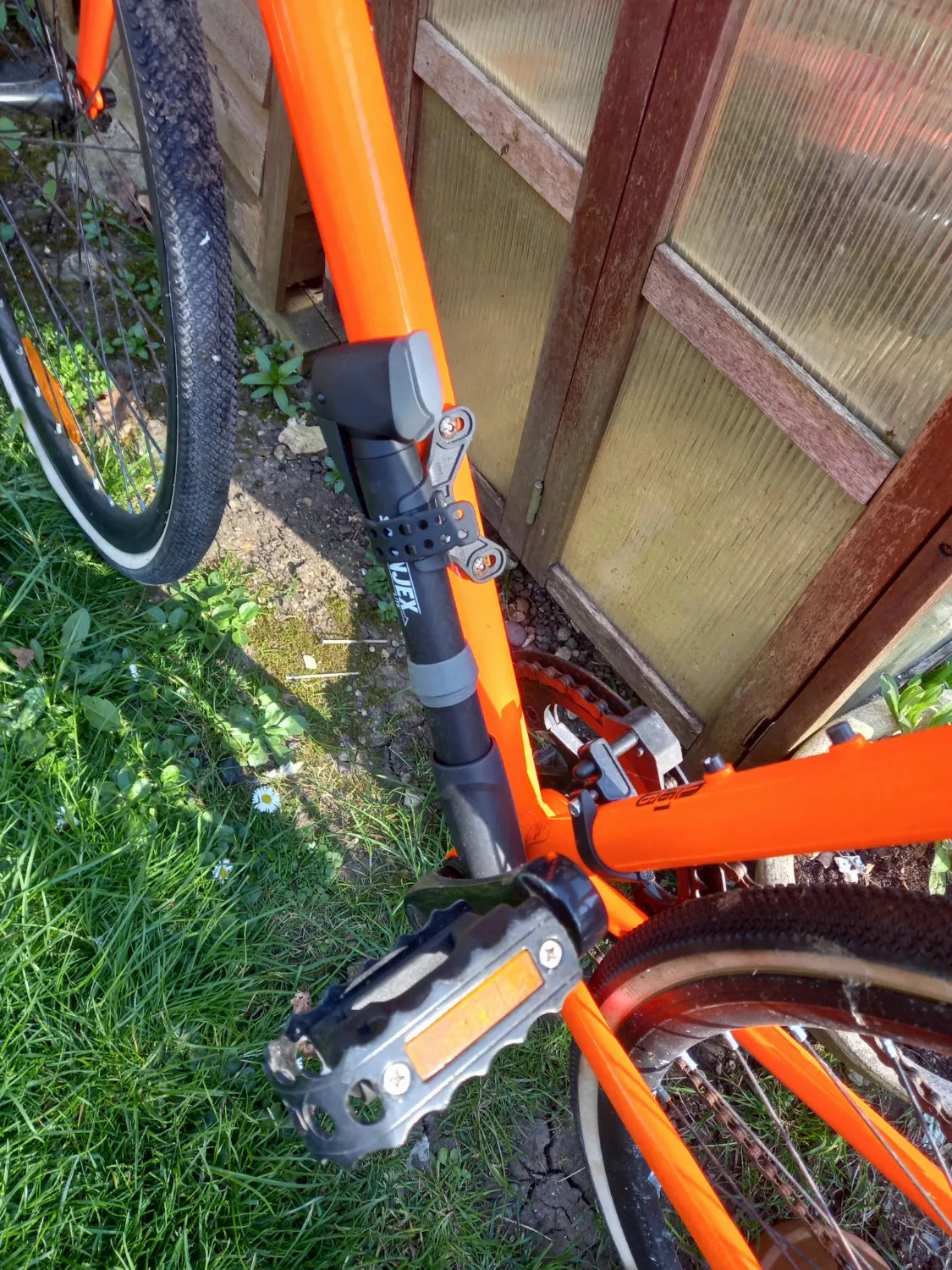Fixie Inc. Floater Race 8S bicycle.  2021
