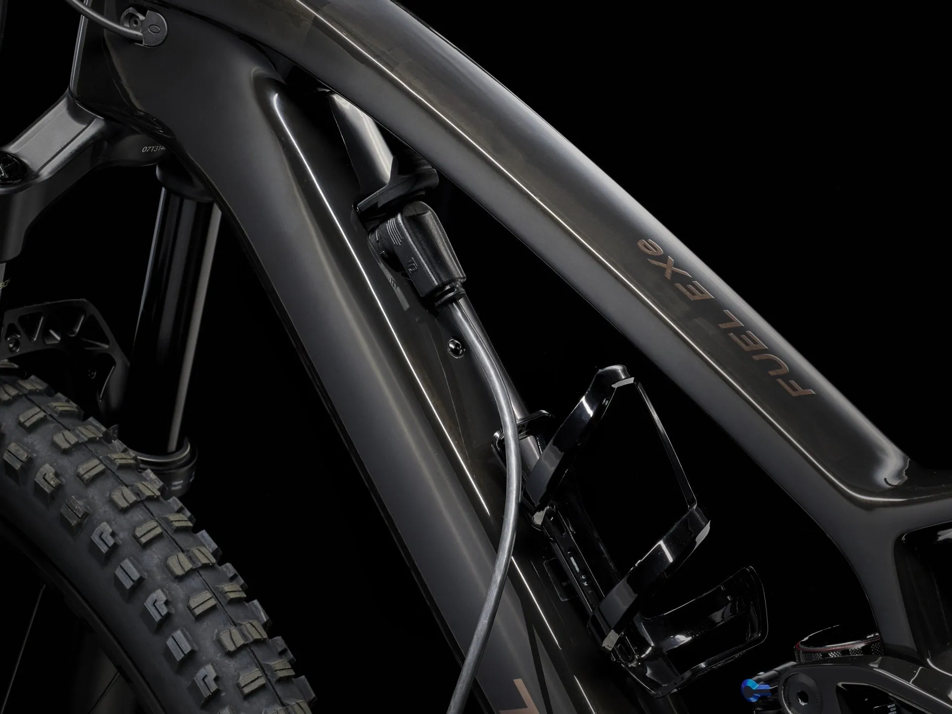 Fuel EXe 9.8 GX AXS T-Type Deep Smoke