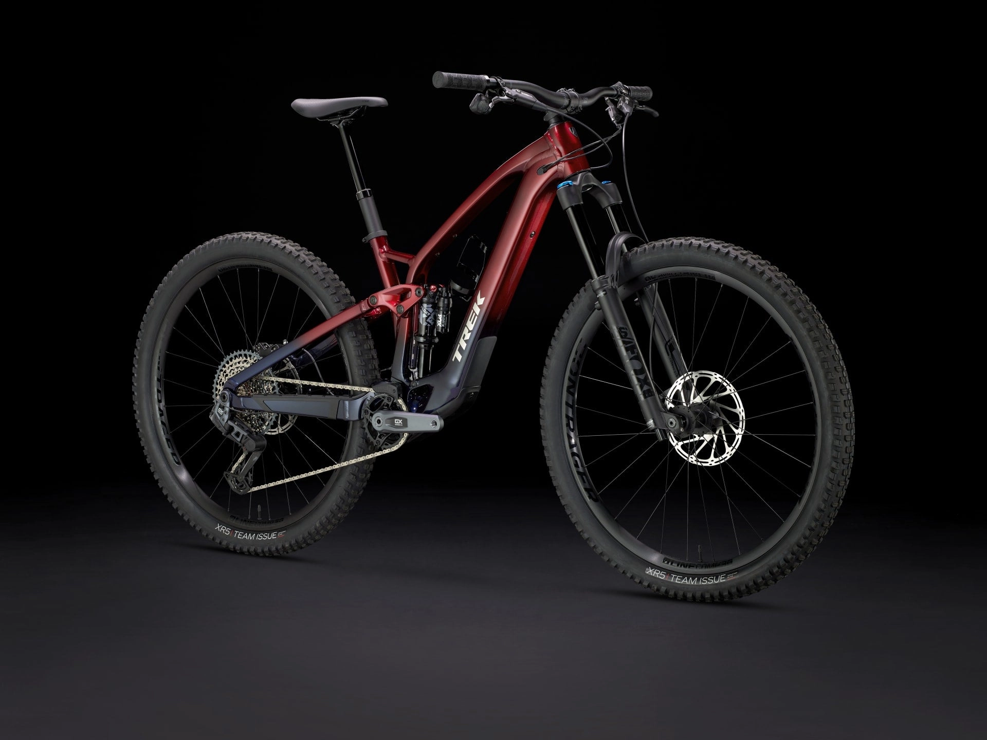 Fuel EXe 8 GX AXS T-Type Rage Red to Deep Dark Blue Fade