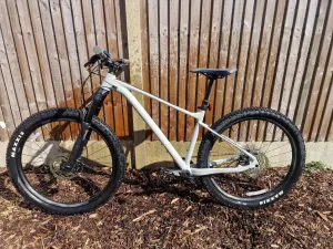Giant Fathom 2 2024