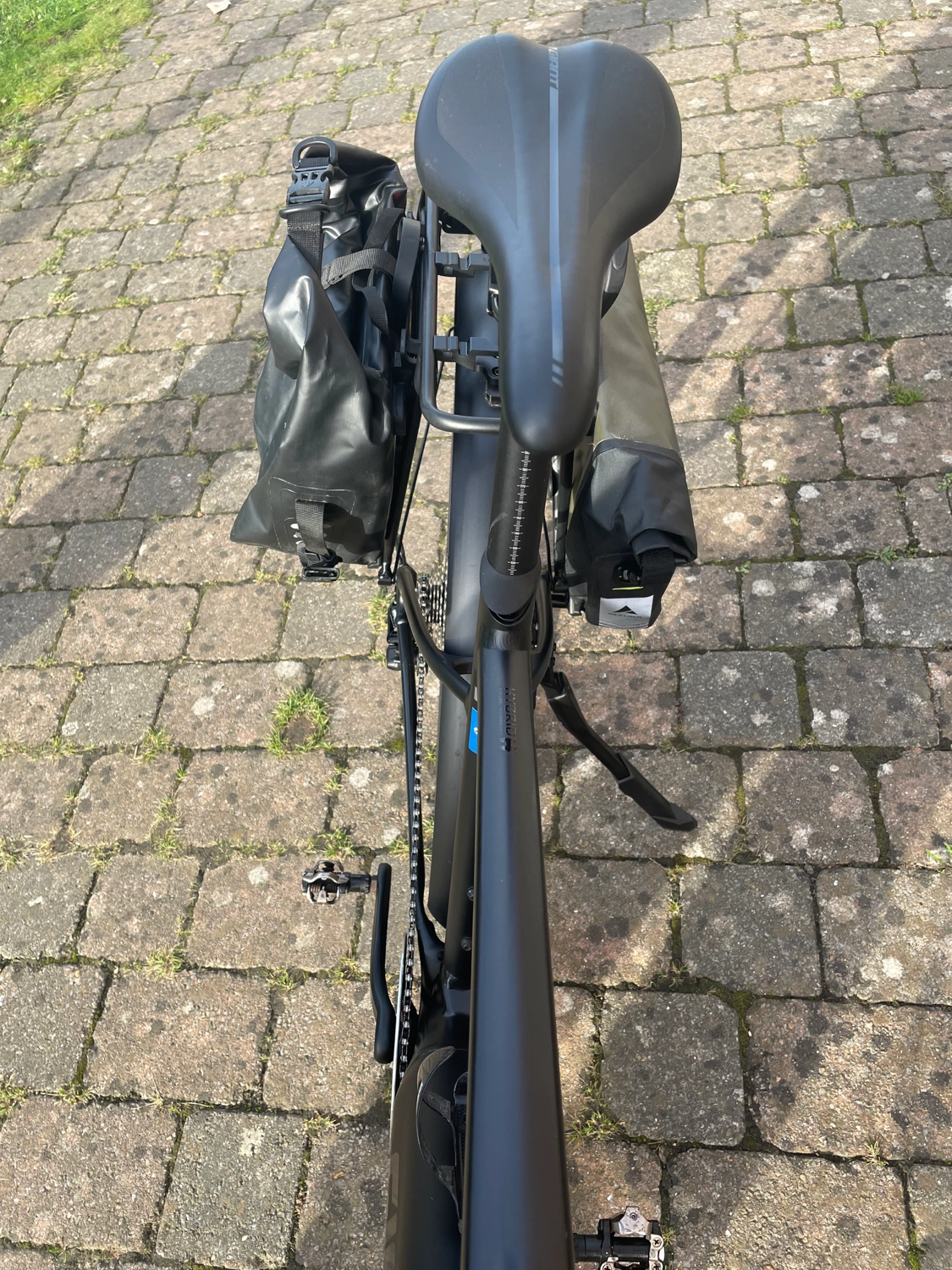 Giant FastRoad E  EX Pro 2021