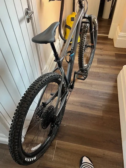 Giant Fathom 1 2024