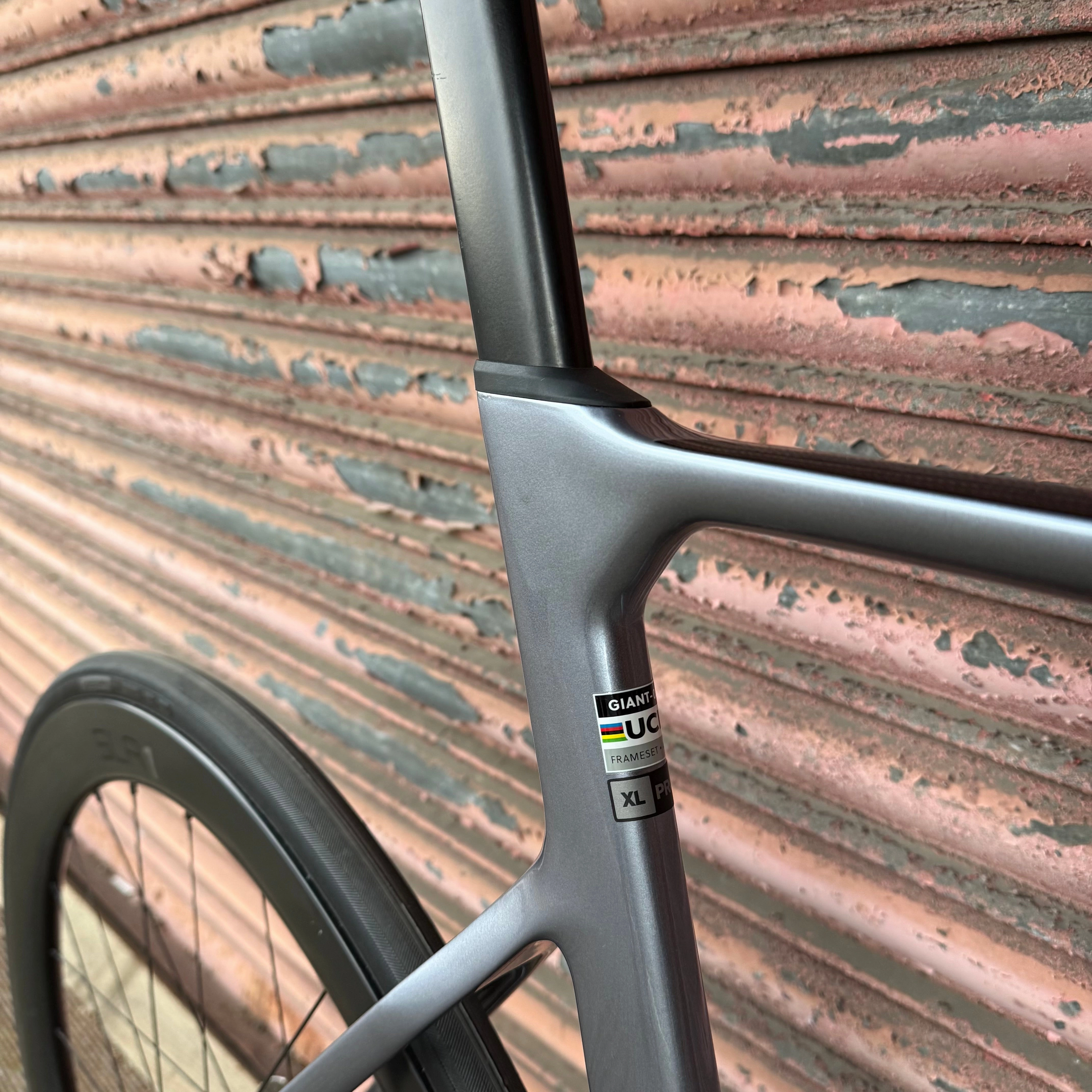 Giant Propel Advanced Pro 0 Ultegra Di2 Carbon Aero Road Bike - XL 60cm