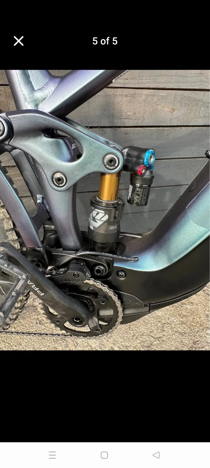 Giant Reign E  1 2024