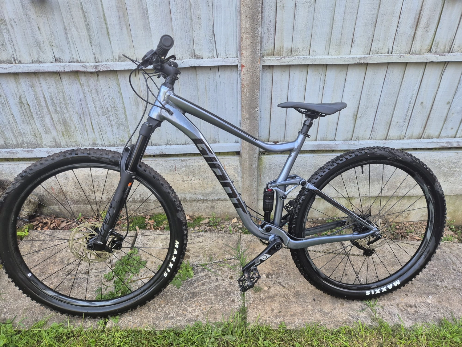 Giant Stance 29 2 2022