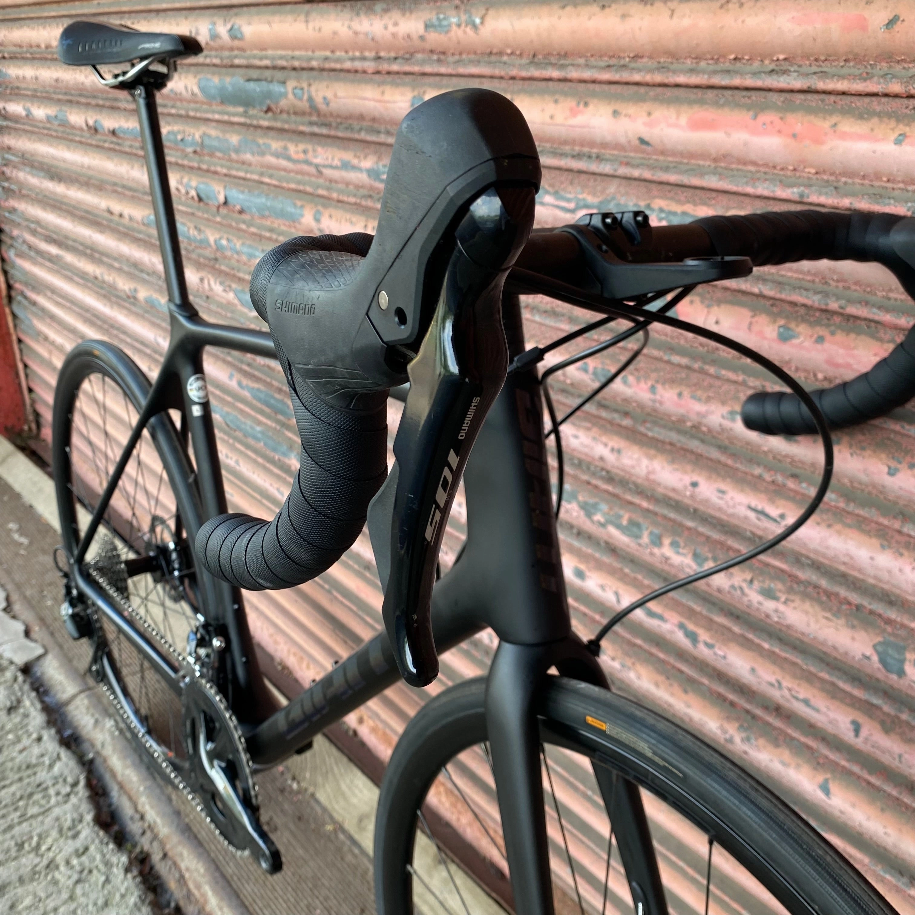 Giant TCR Advanced 2 Shimano 105 Carbon Disc Road Bike