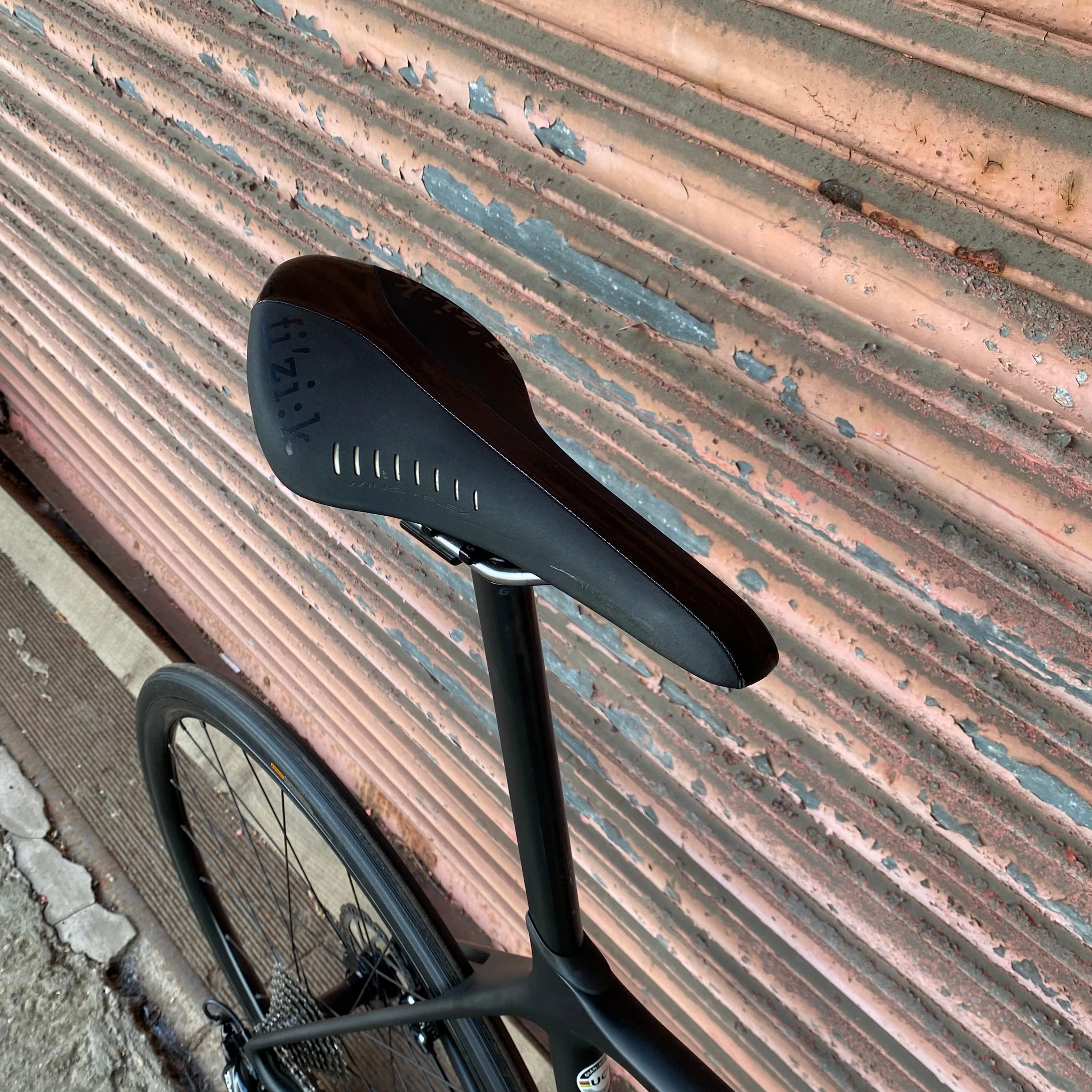 Giant TCR Advanced 2 Shimano 105 Carbon Disc Road Bike