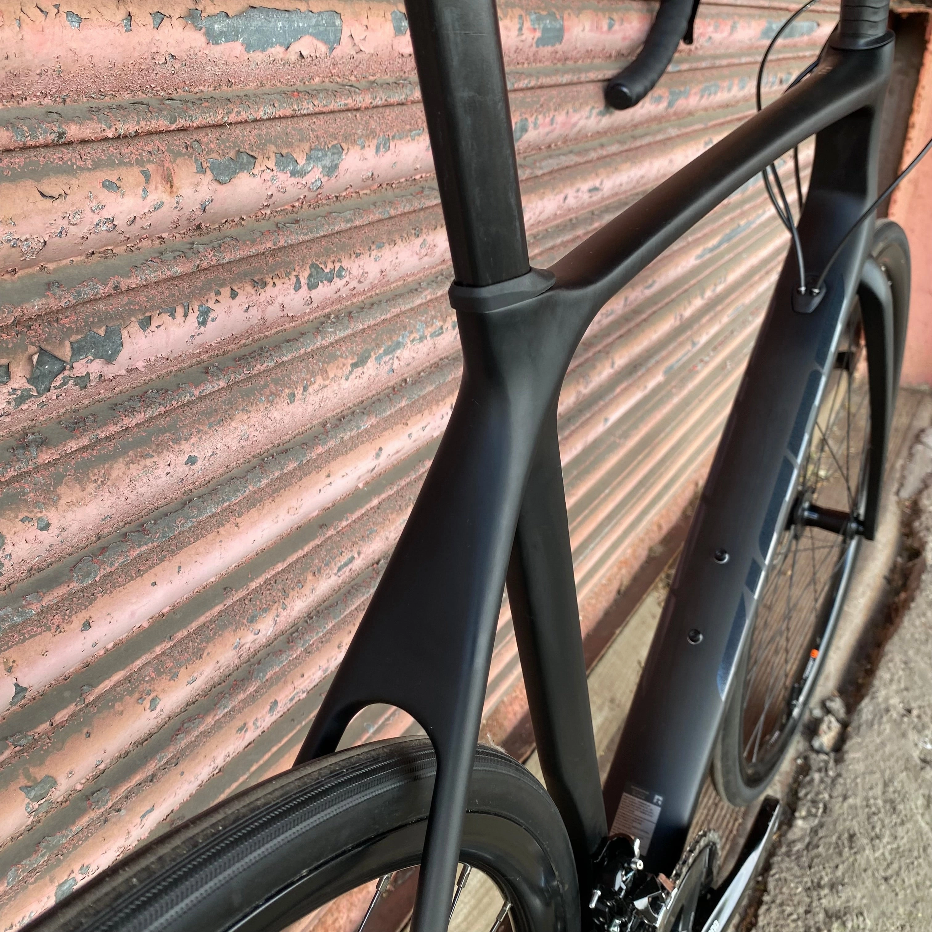 Giant TCR Advanced 2 Shimano 105 Carbon Disc Road Bike