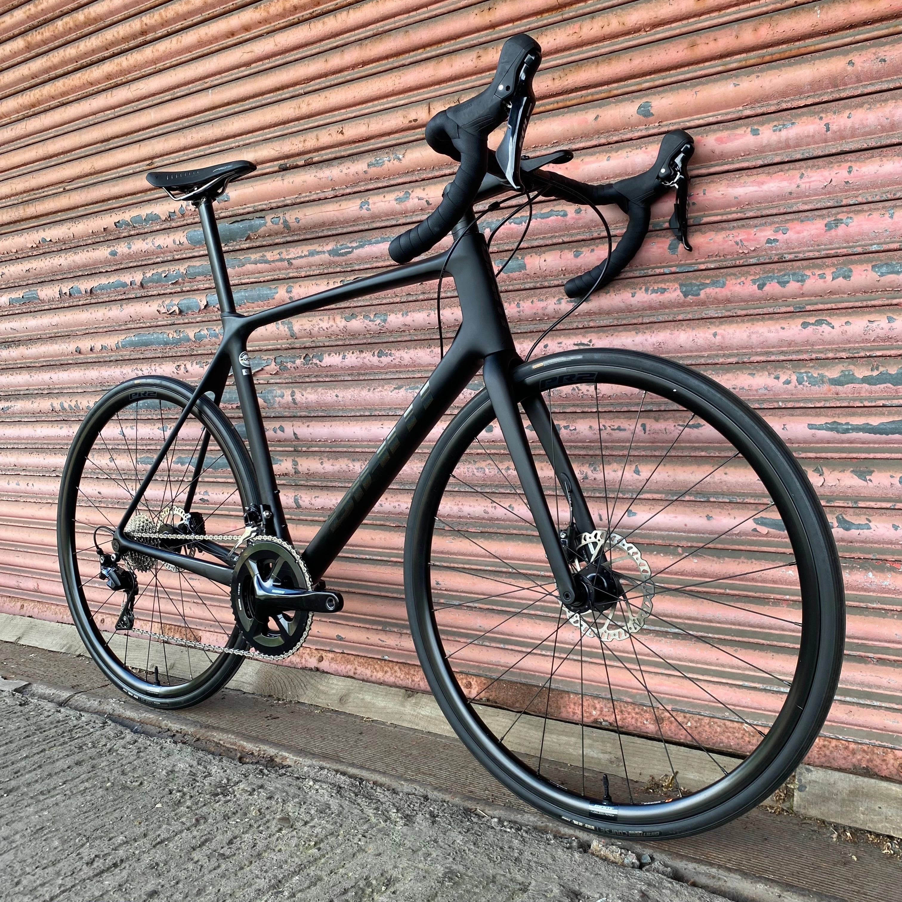 Giant TCR Advanced 2 Shimano 105 Carbon Disc Road Bike