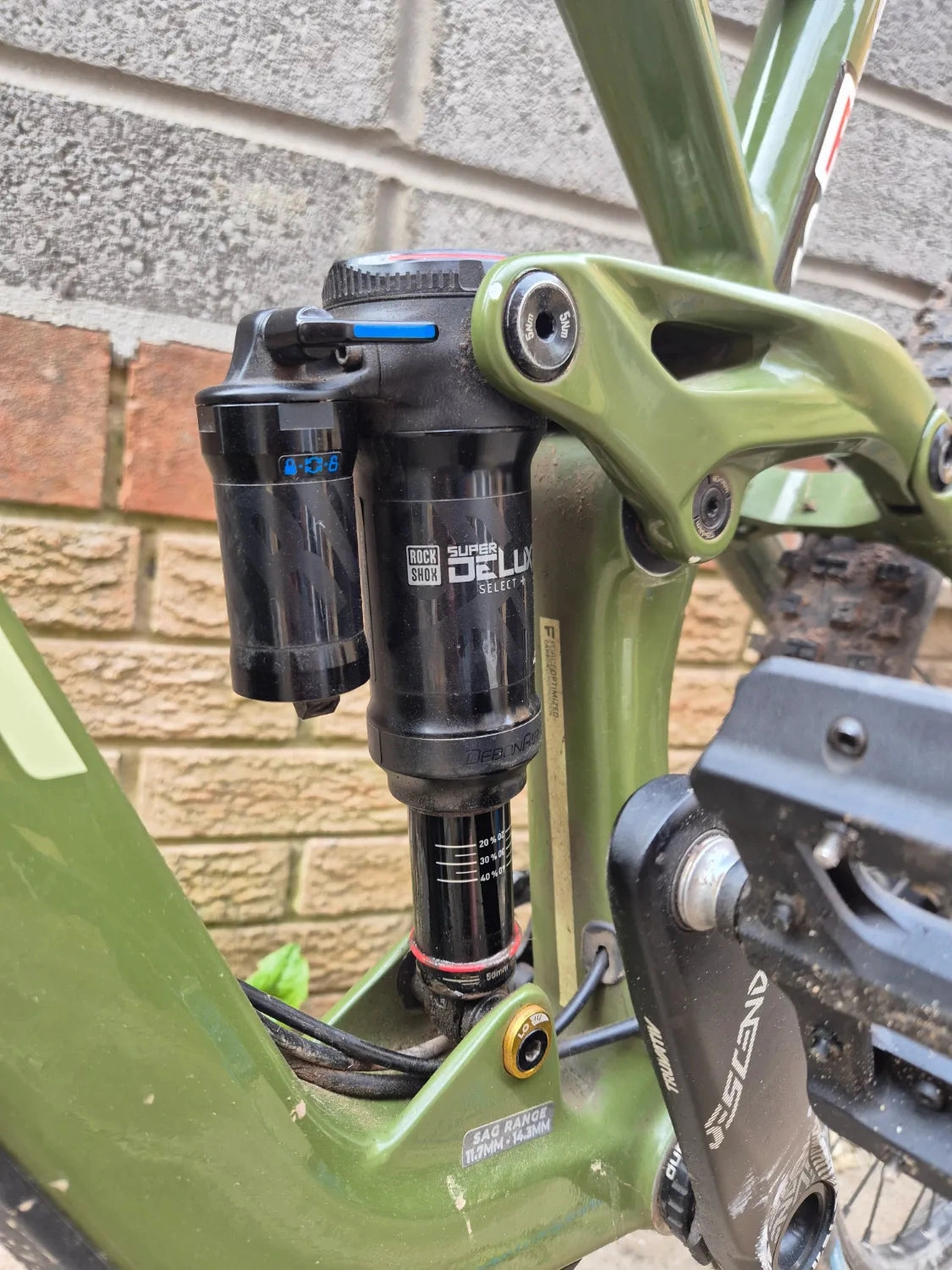GT Sensor Carbon Expert 2020