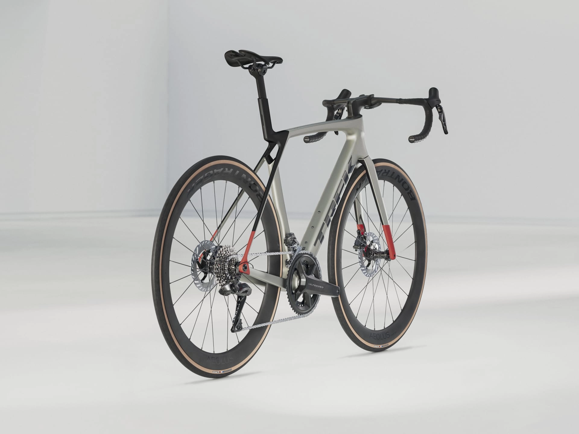 Madone SL 7 Gen 8 Matte Lunar Silver