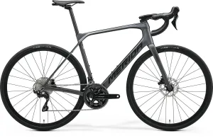 Merida Scultura Endurance 4000 II3 (Silk Dark SIlver/Black)
