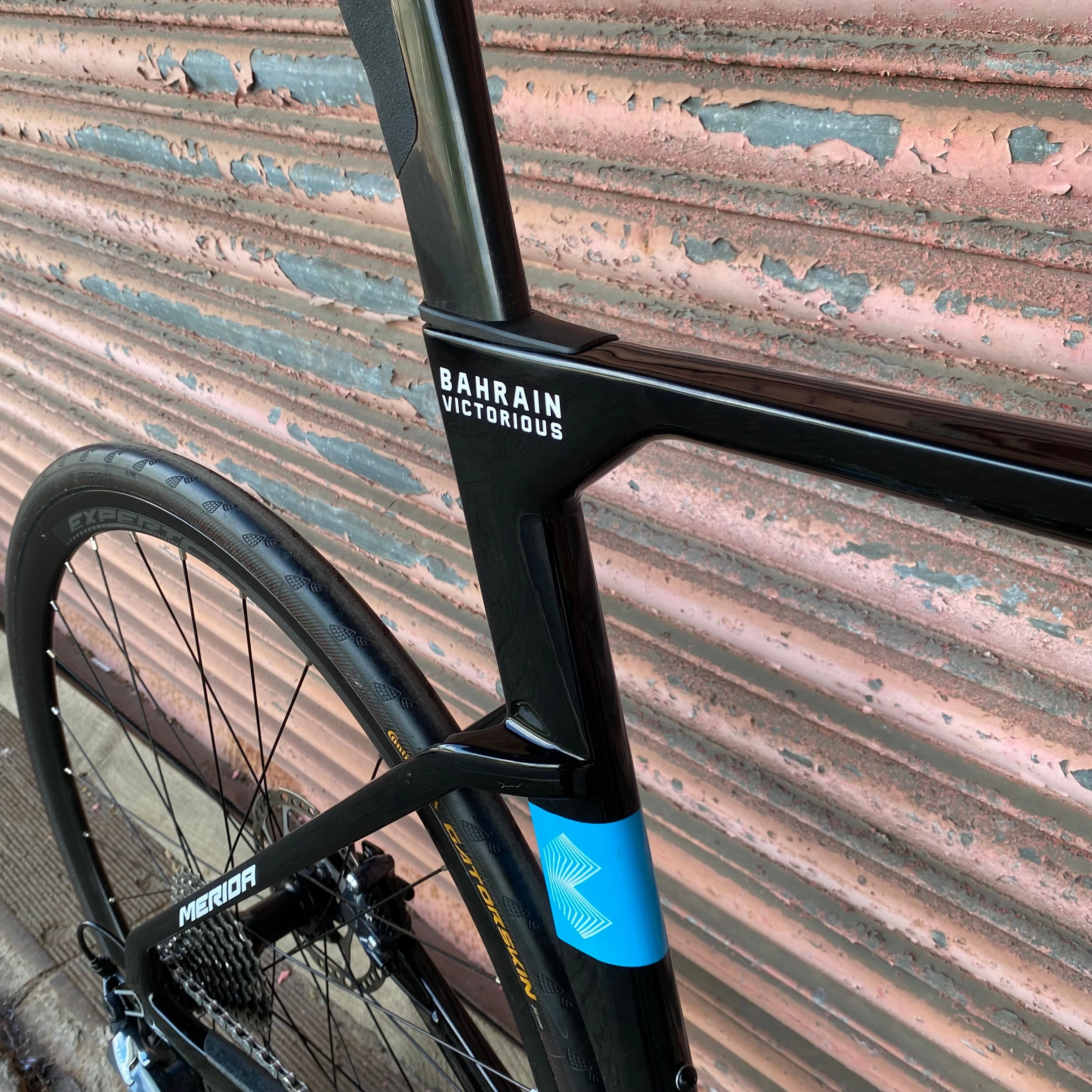 Merida Reacto 5000 Bahrain Victorious Ultegra Carbon Disc Aero Road Bike - L 56cm