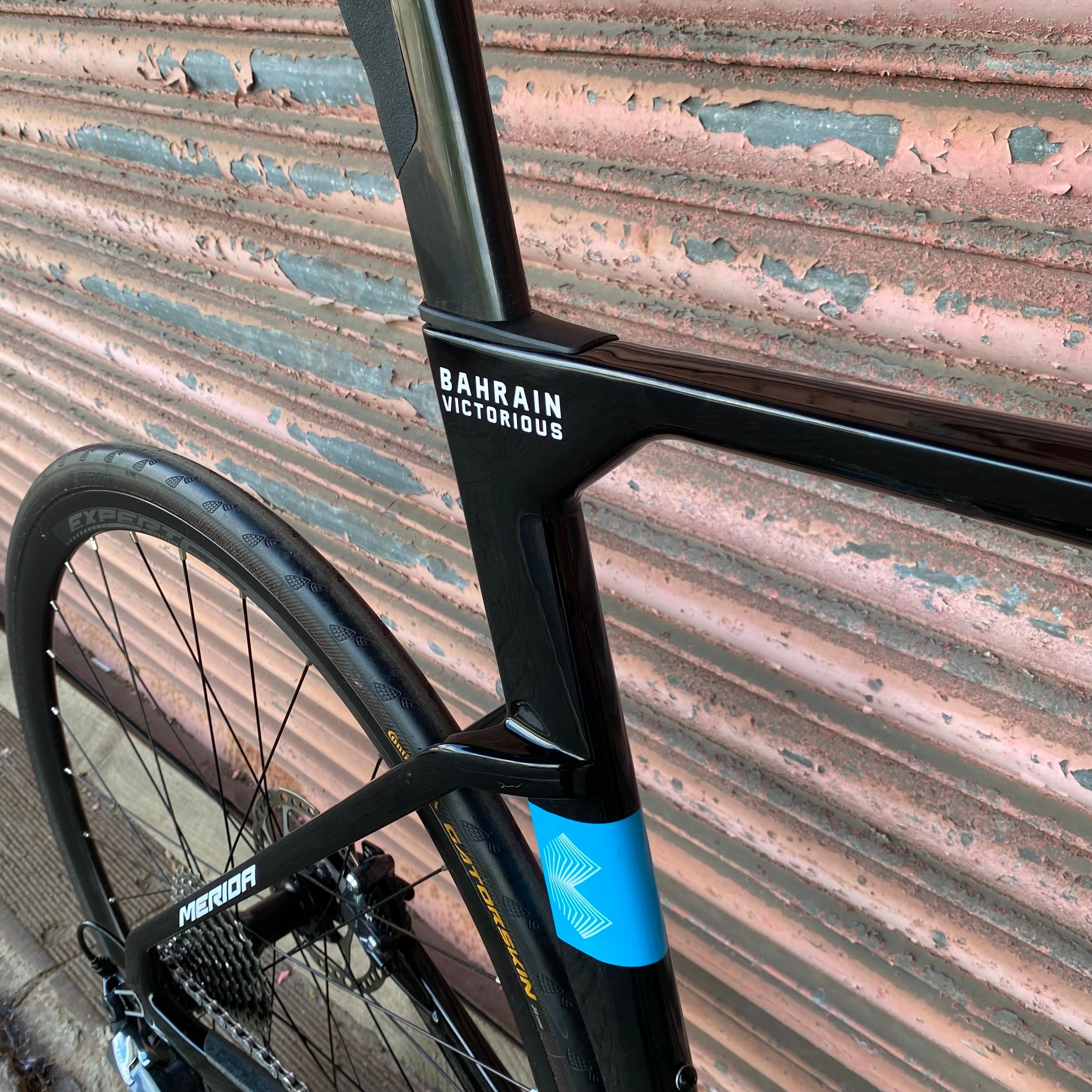 Merida Reacto 5000 Bahrain Victorious Ultegra Carbon Disc Aero Road Bike - L 56cm
