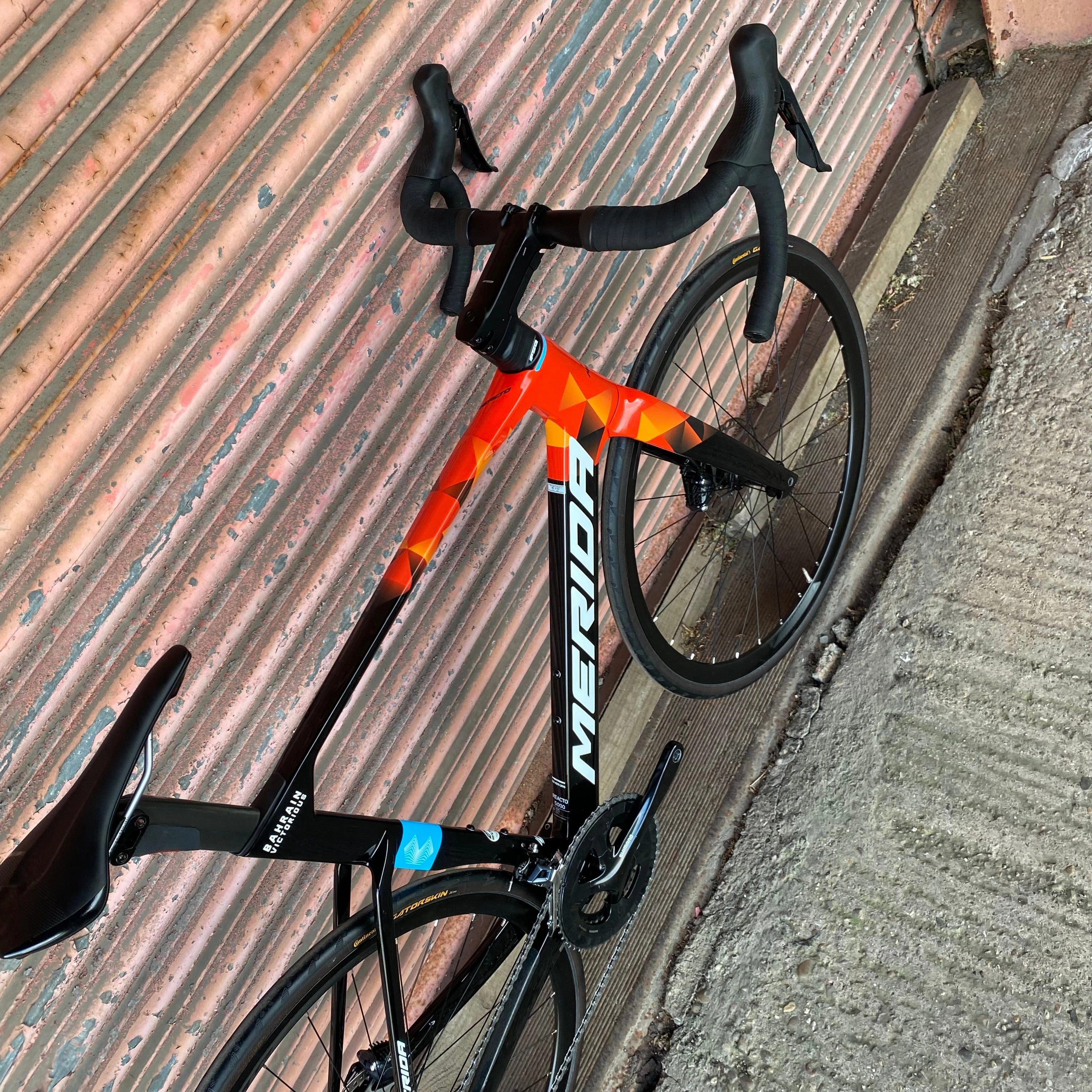 Merida Reacto 5000 Bahrain Victorious Ultegra Carbon Disc Aero Road Bike - L 56cm